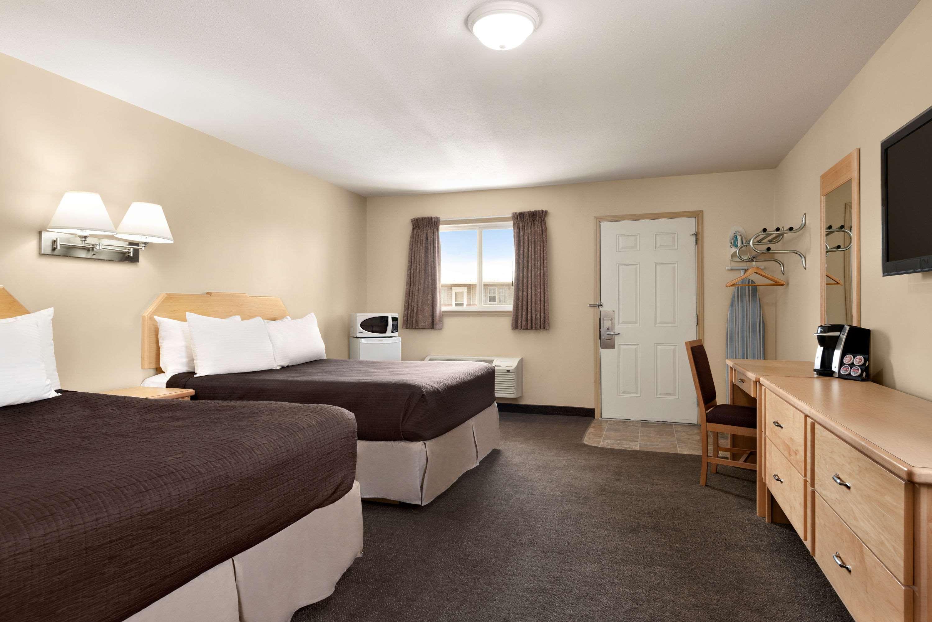 Thriftlodge Moose Jaw Bagian luar foto